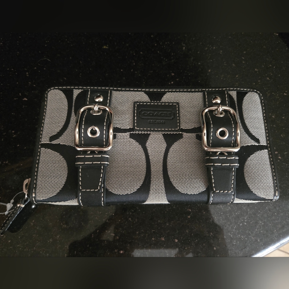 Coach Zoe Black and Gray Wallet